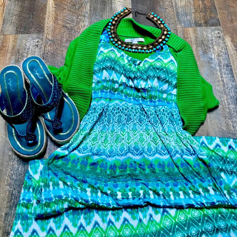 New Directions Colorful Maxi Dress Petite medium